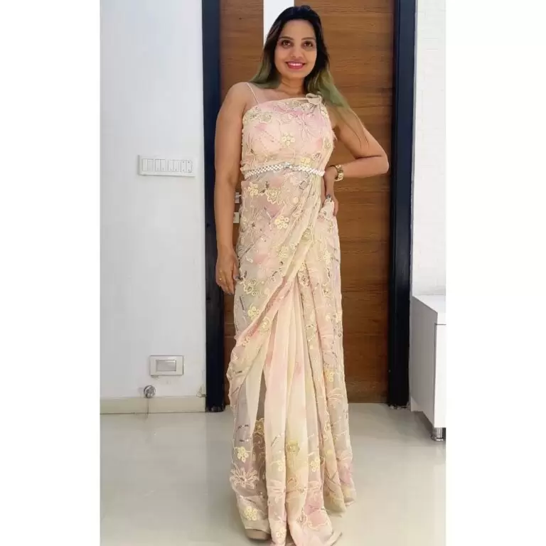 knotted pallu drape